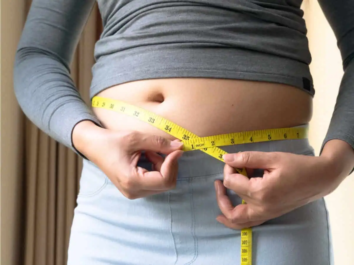 как да намалим коремните мазнини